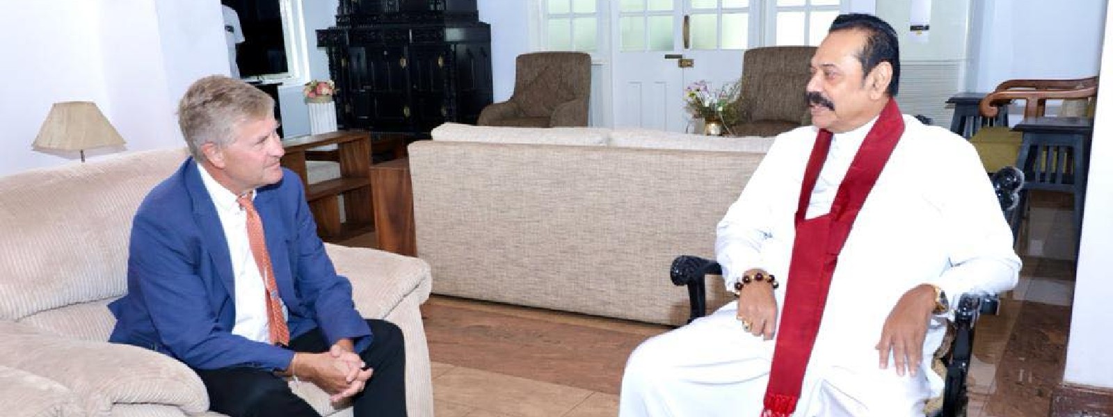 Erik Solheim meets Mahinda Rajapaksa
